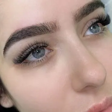Hybrid Lash Extensions Sydney