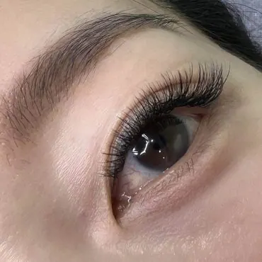 Hybrid Lash Extensions Sydney