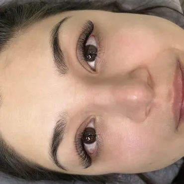 Hybrid Lash Extensions Sydney